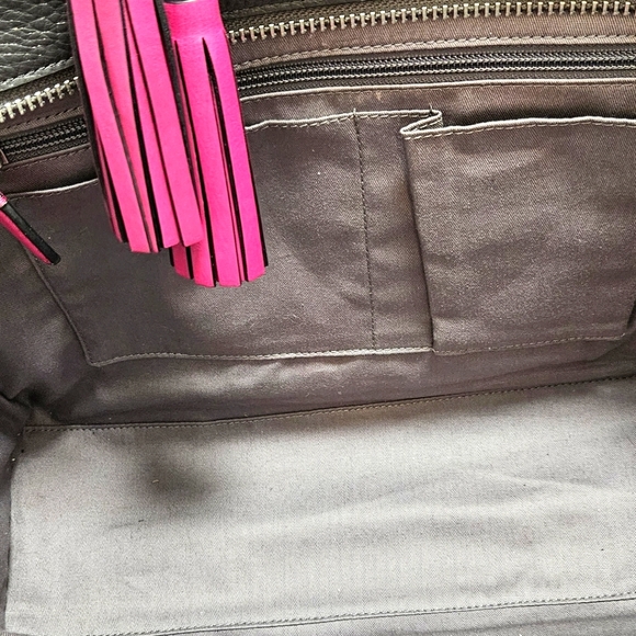 ⭐️ Super Hot and 🔥RARE🔥 Coach Legacy Candace Tote ⭐️ - Picture 9 of 10